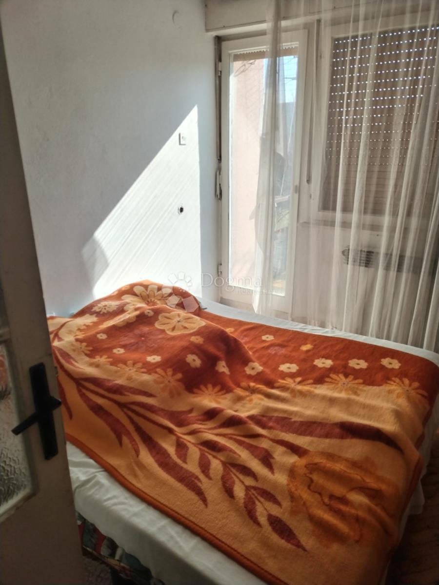 Hiša Popović Brdo, Karlovac - Okolica, 260m2