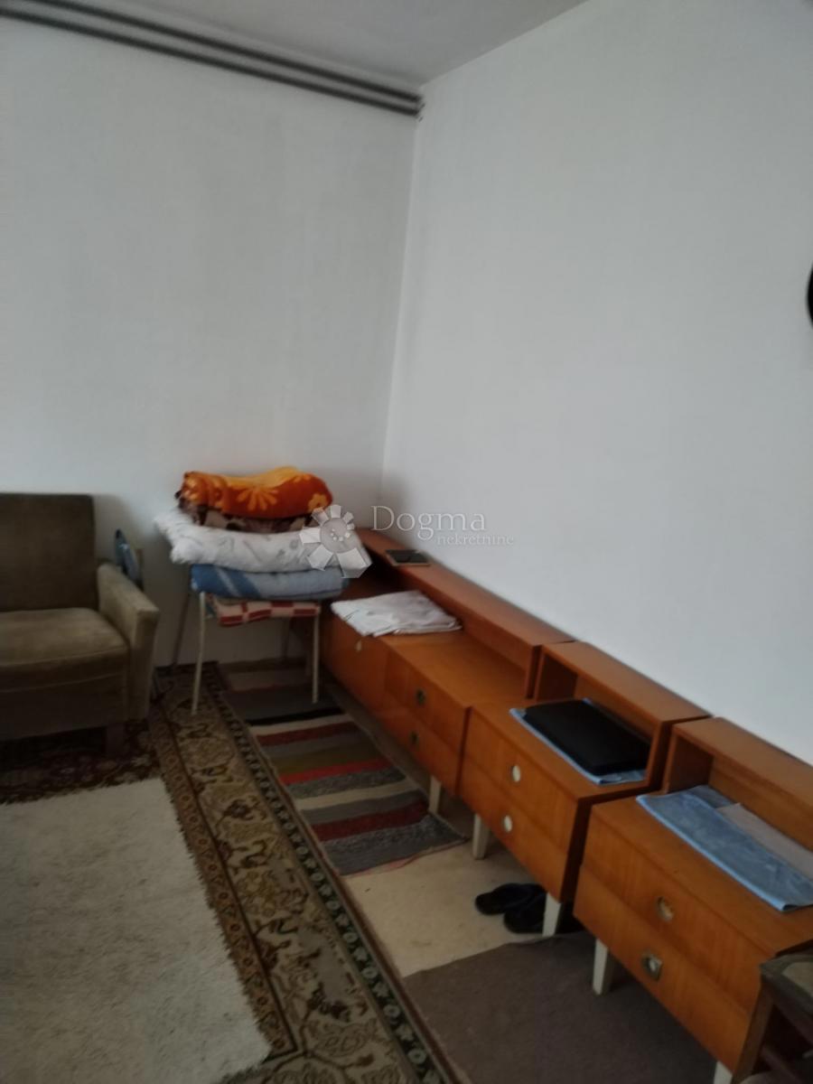 Hiša Popović Brdo, Karlovac - Okolica, 260m2