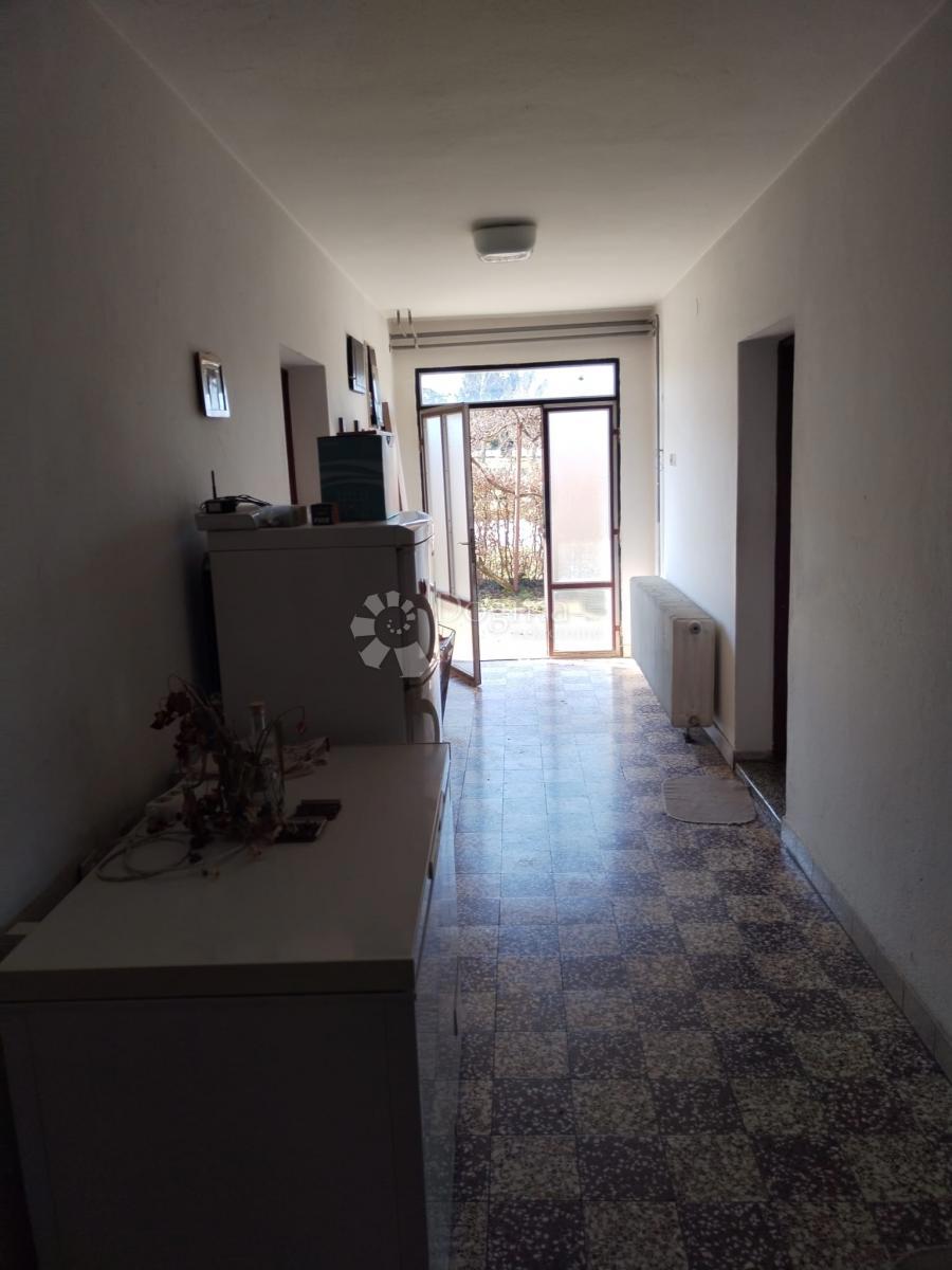 Hiša Popović Brdo, Karlovac - Okolica, 260m2