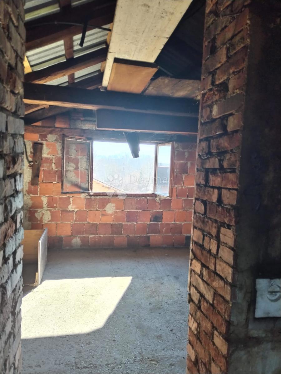 Hiša Popović Brdo, Karlovac - Okolica, 260m2