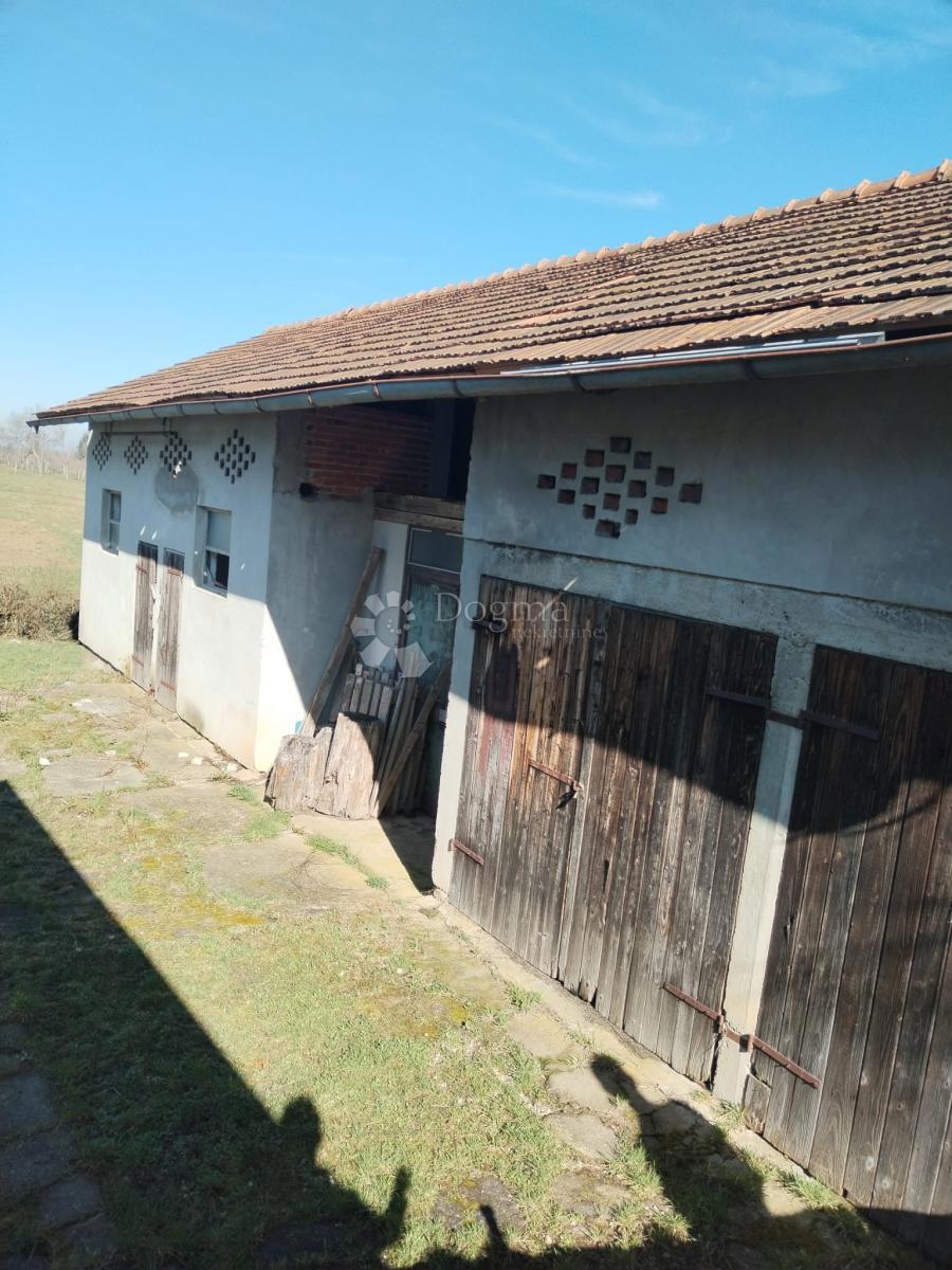 Hiša Popović Brdo, Karlovac - Okolica, 260m2