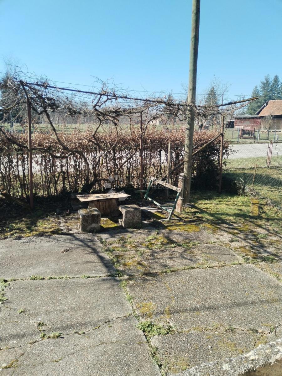 Hiša Popović Brdo, Karlovac - Okolica, 260m2