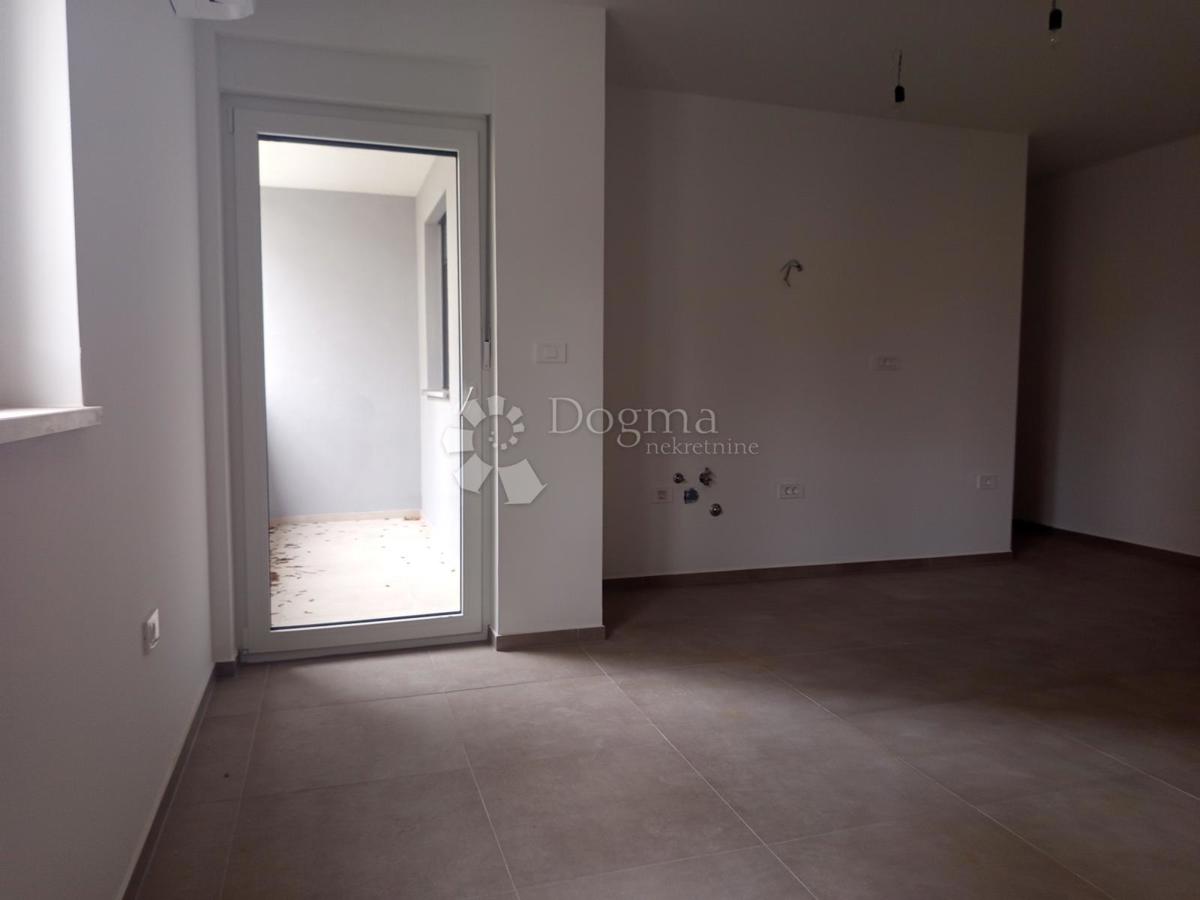 Stanovanje Centar, Pula, 54m2