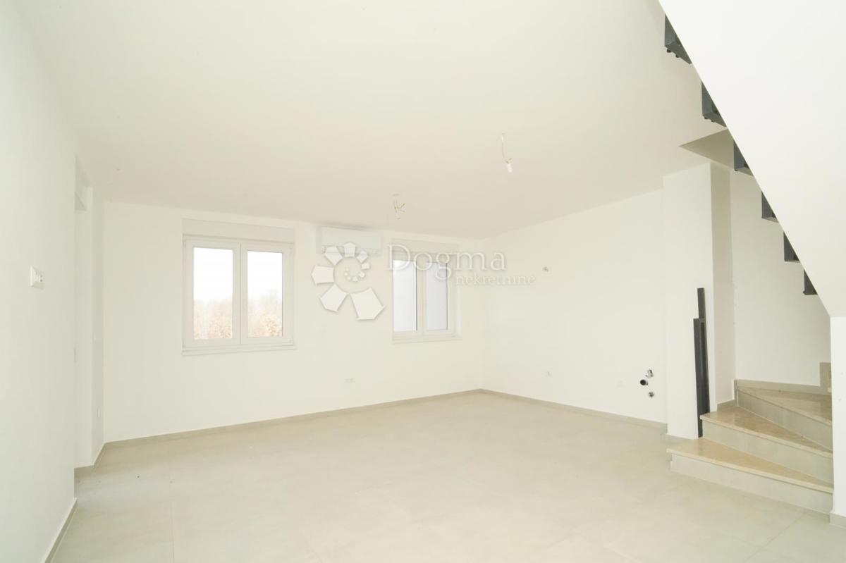 Stanovanje Poreč, 76m2