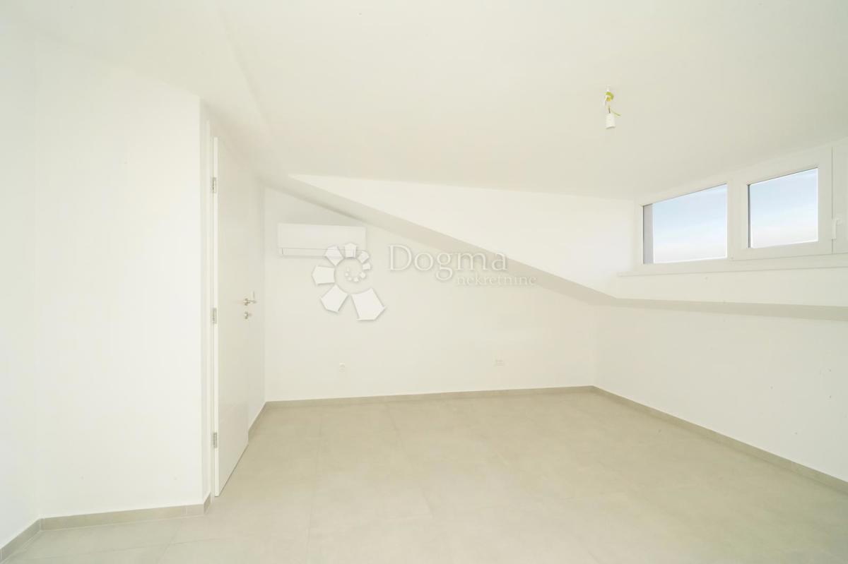 Stanovanje Poreč, 76m2