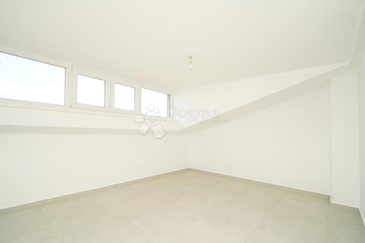 Stanovanje Poreč, 76m2