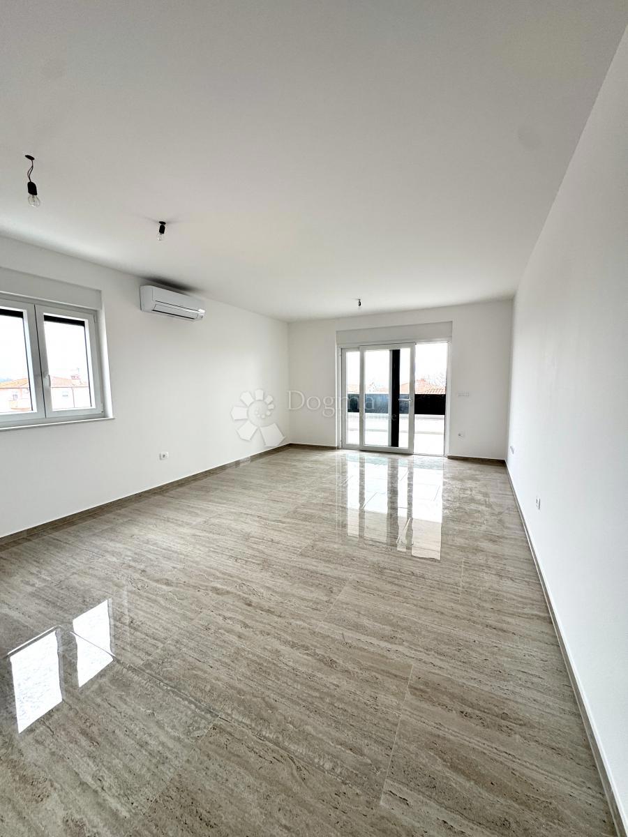 Stanovanje Novigrad, 78,08m2