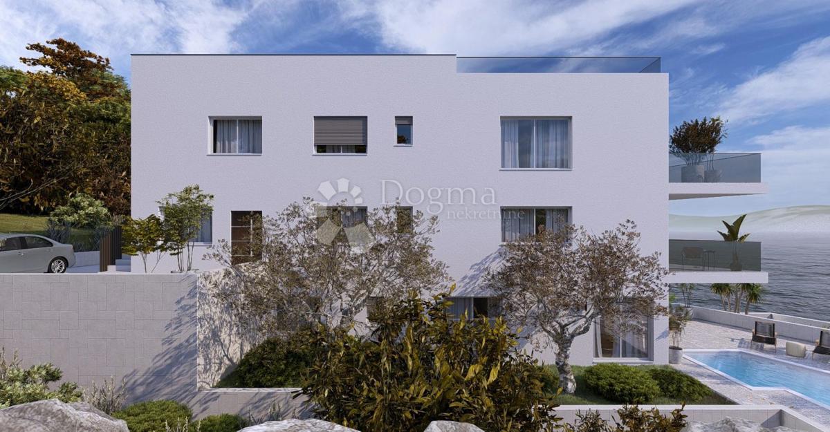 ČIOVO - PRVA VRSTA DO MORJA, VRHUNSKA LOKACIJA