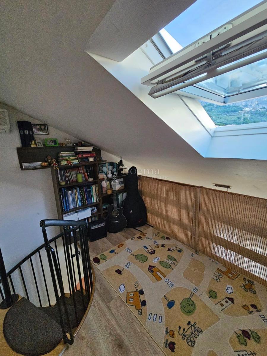 Stanovanje Makarska, 71m2