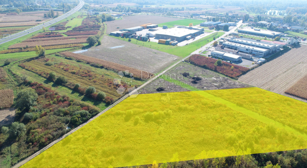 Zazidljivo zemljišče Centar, Zaprešić, 5.002m2