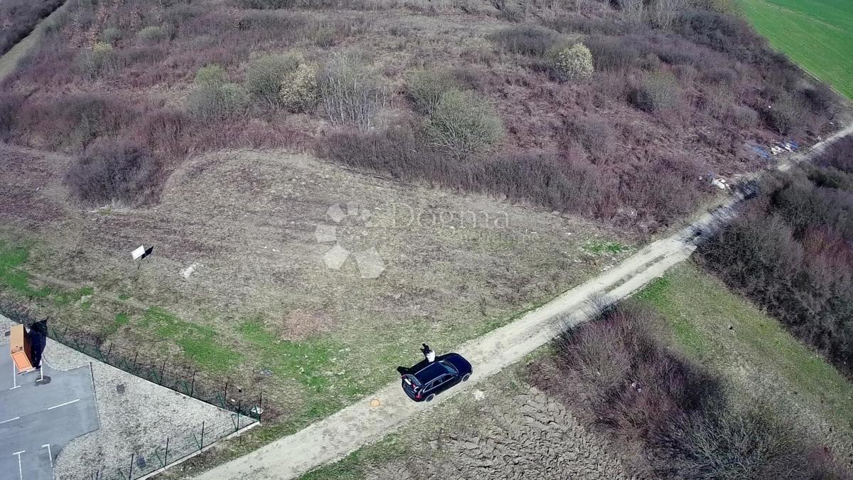 Zazidljivo zemljišče Centar, Zaprešić, 5.002m2