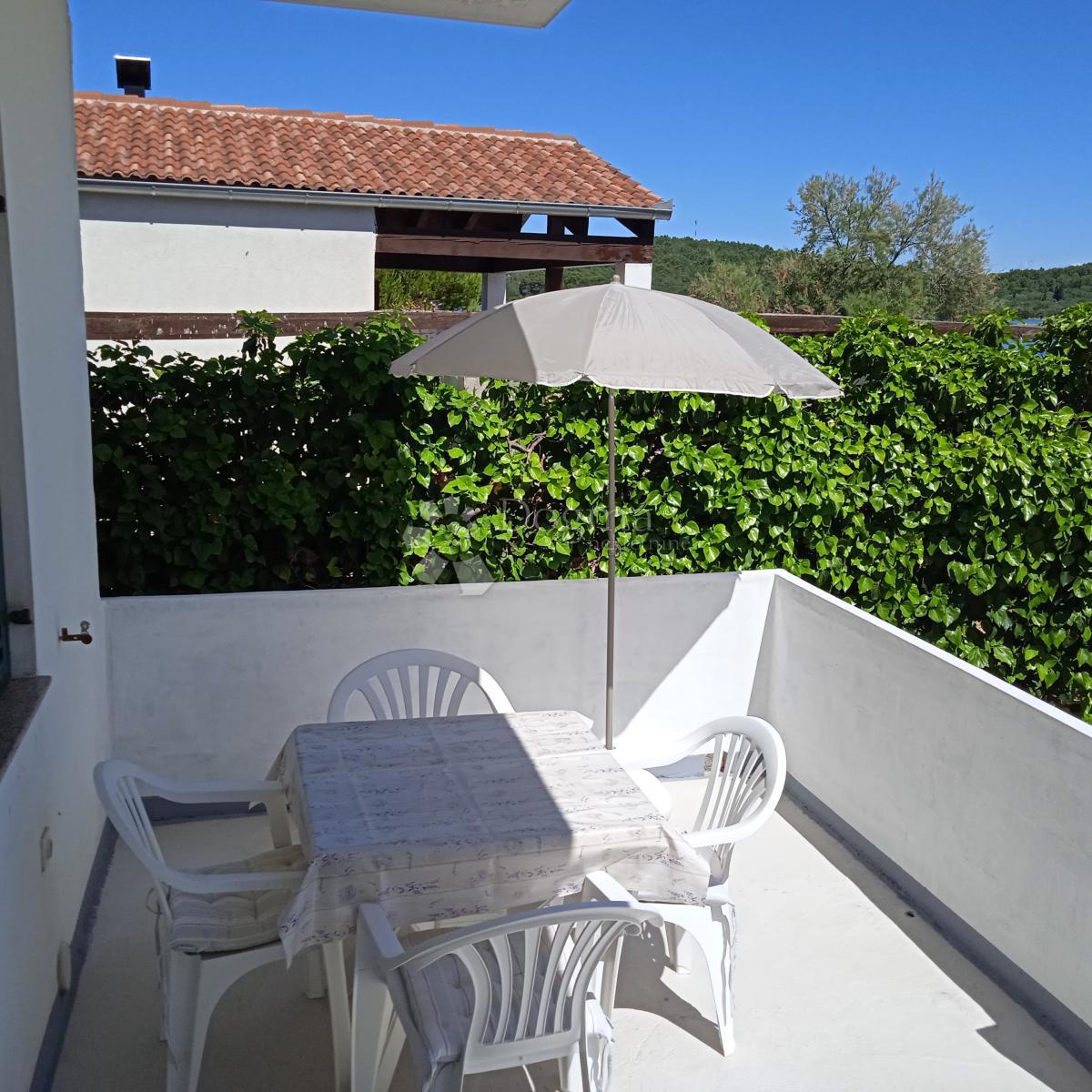 Hiša Ždrelac, Pašman, 405m2