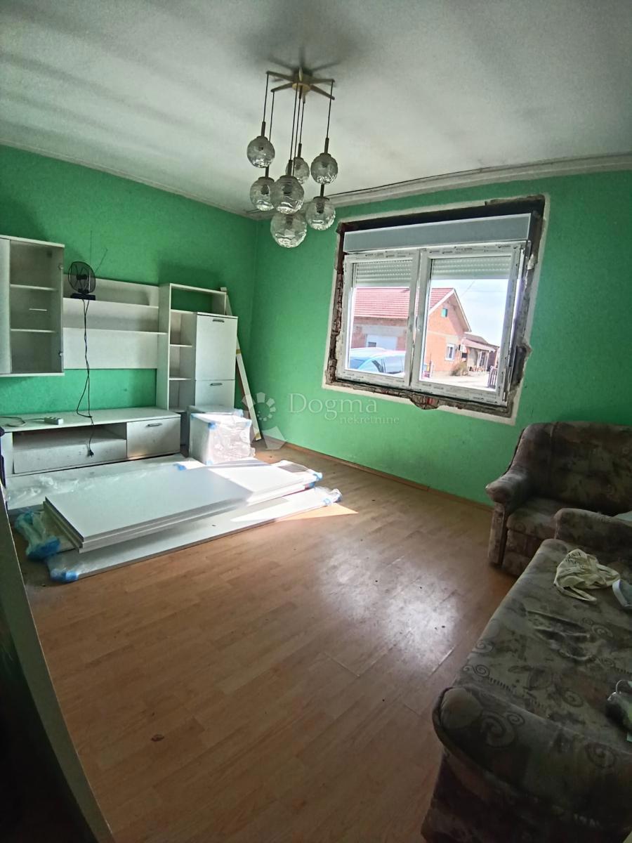 Hiša Zrinj Lukački, Lukač, 80m2