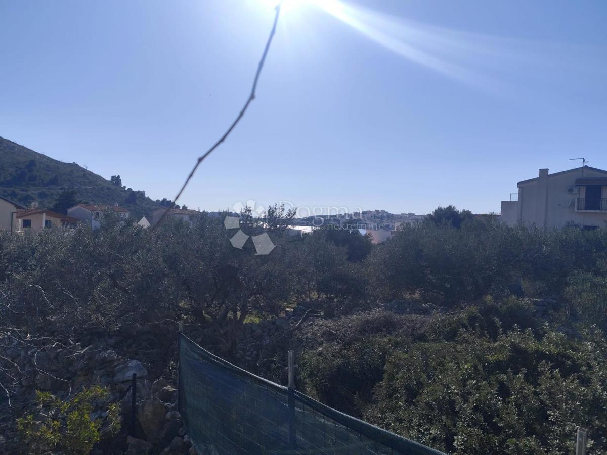 Hiša Rogoznica, 360m2