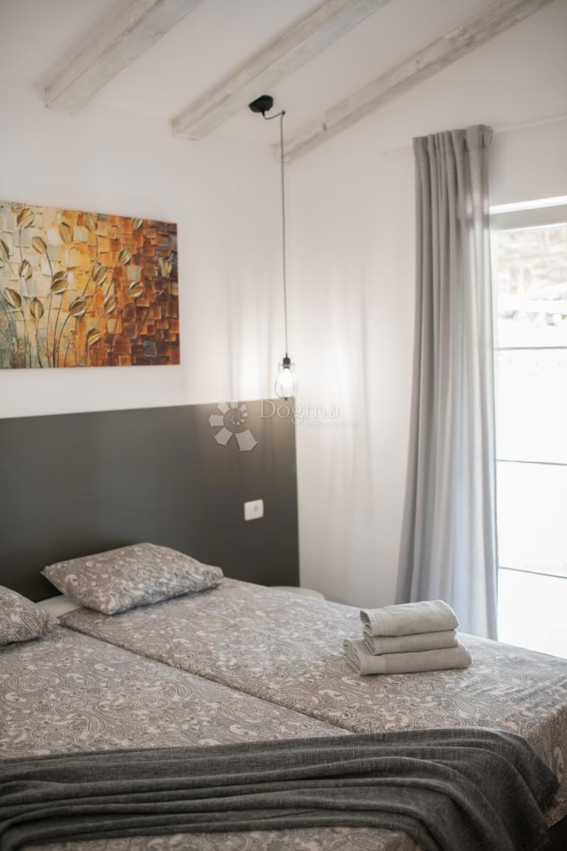 Hiša Vižinada, 250m2