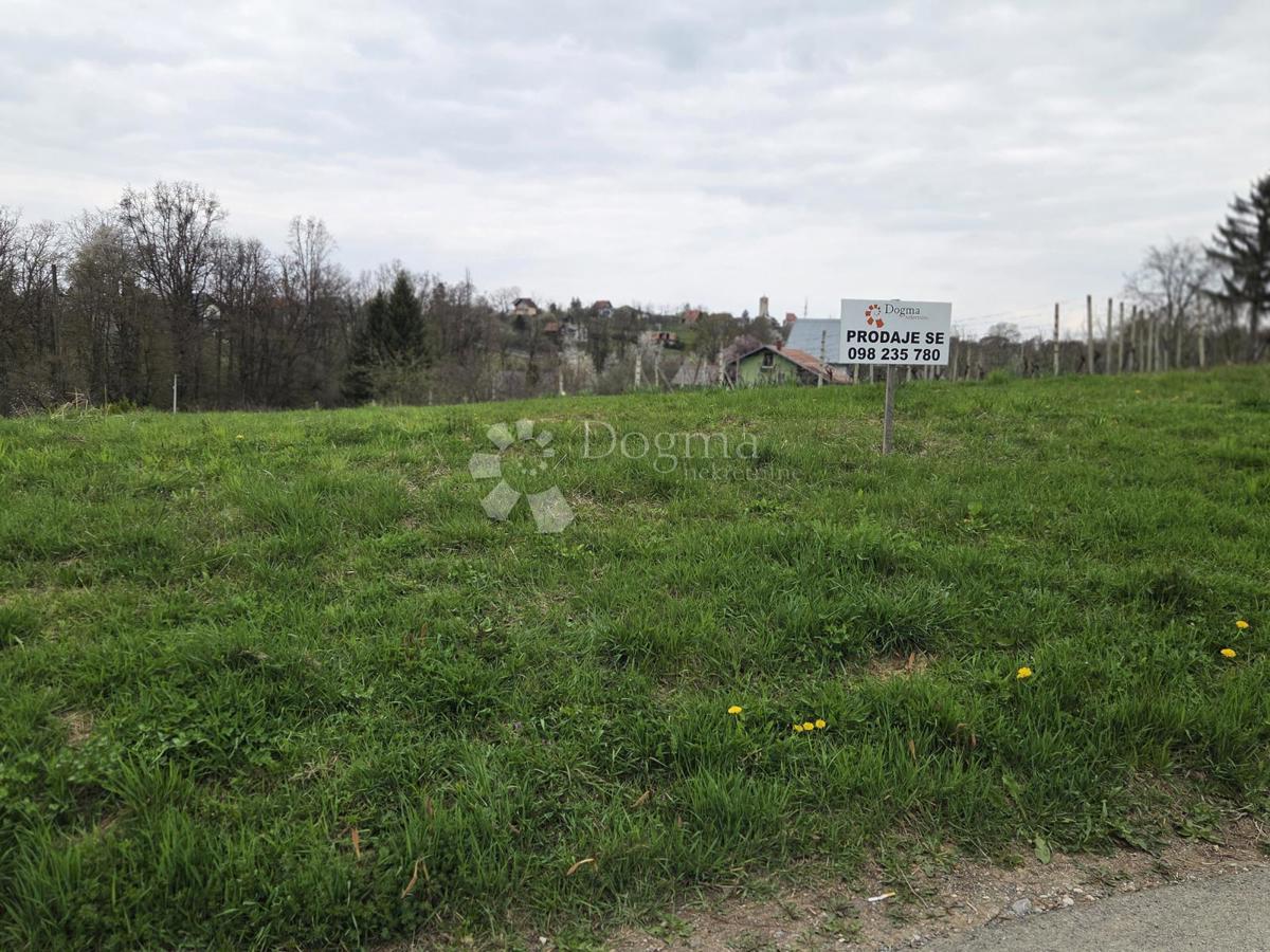 Zazidljivo zemljišče Martin breg, Dugo Selo, 682m2