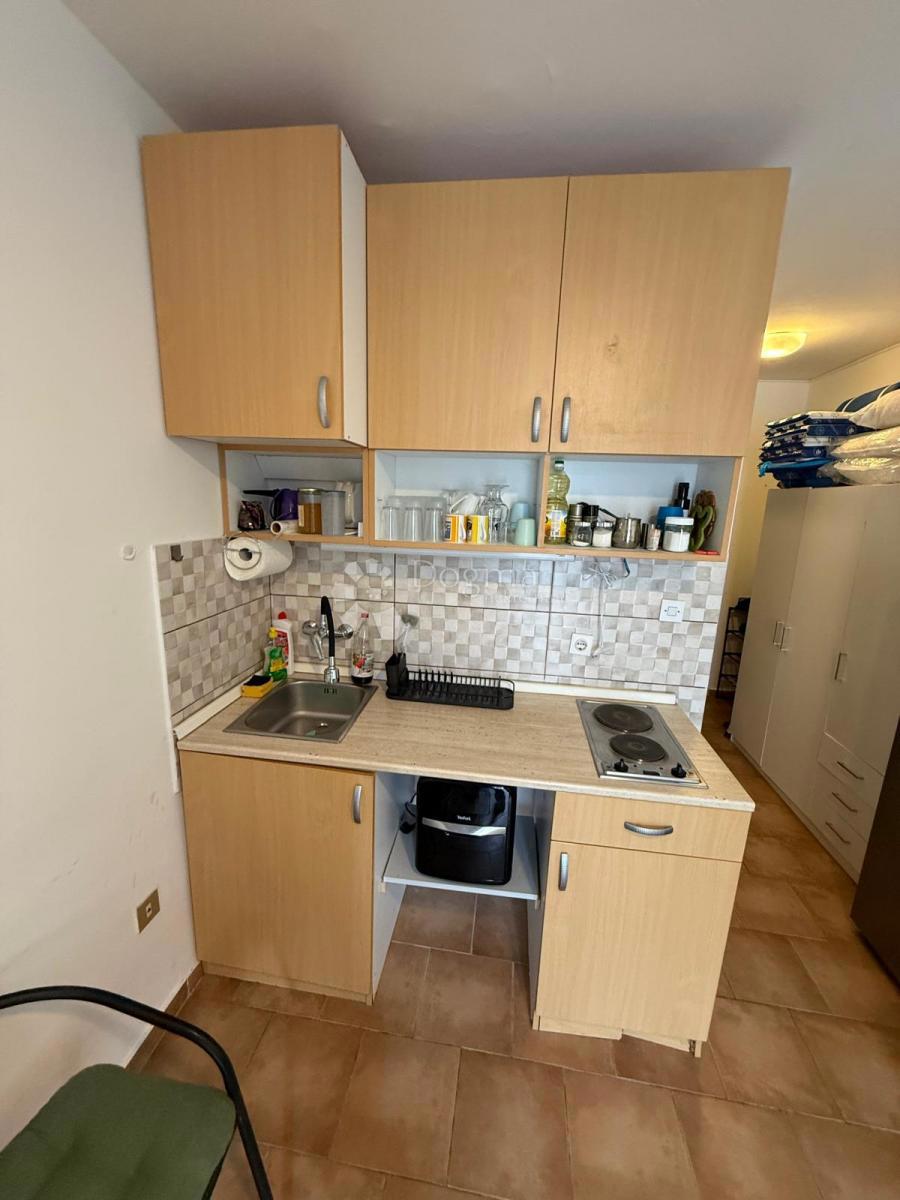 Apartma Karlobag, 22m2