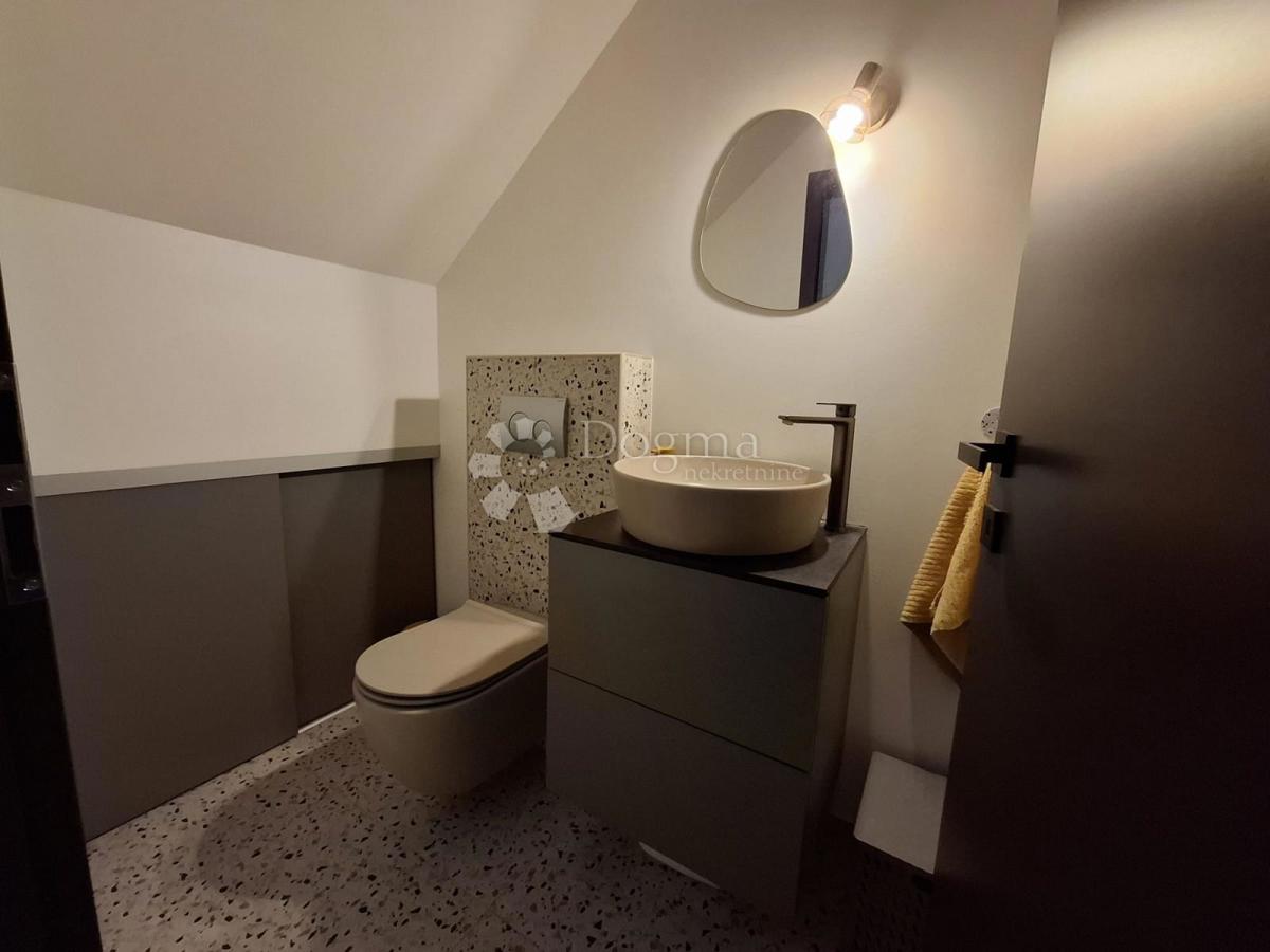 Hiša Đakovo, 190m2