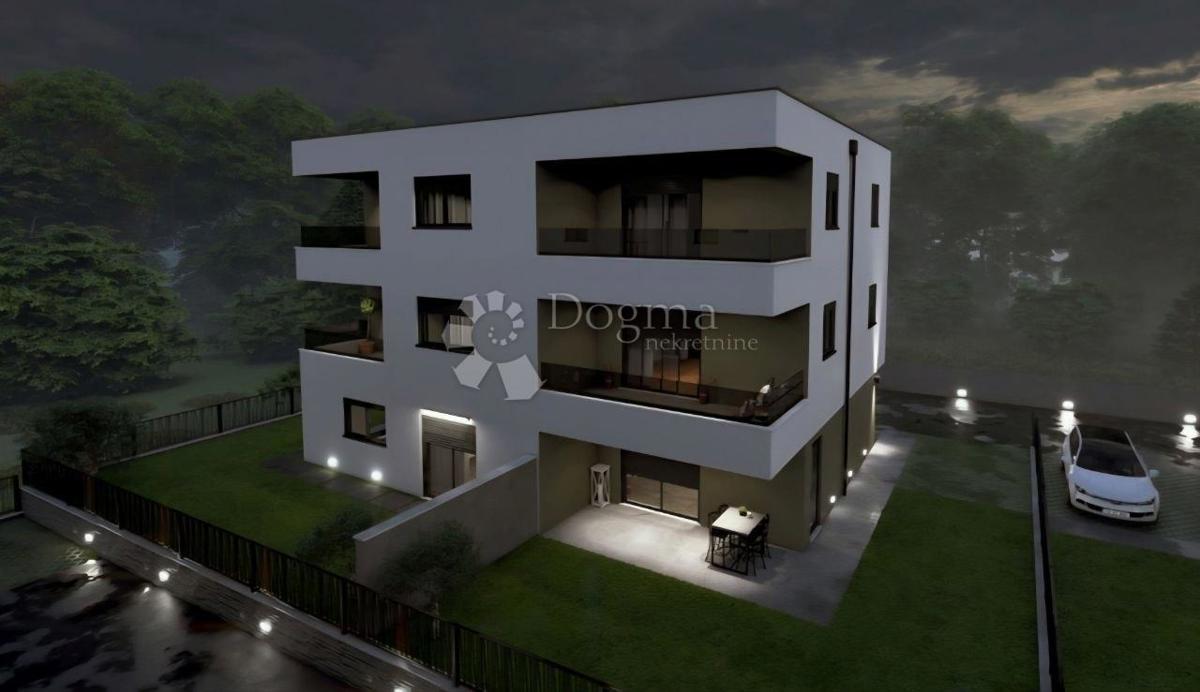 Stanovanje Kaštel Stari, Kaštela, 66m2