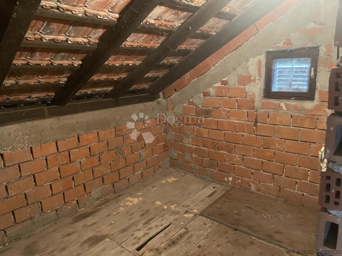 Hiša Komin, Ploče, 98m2