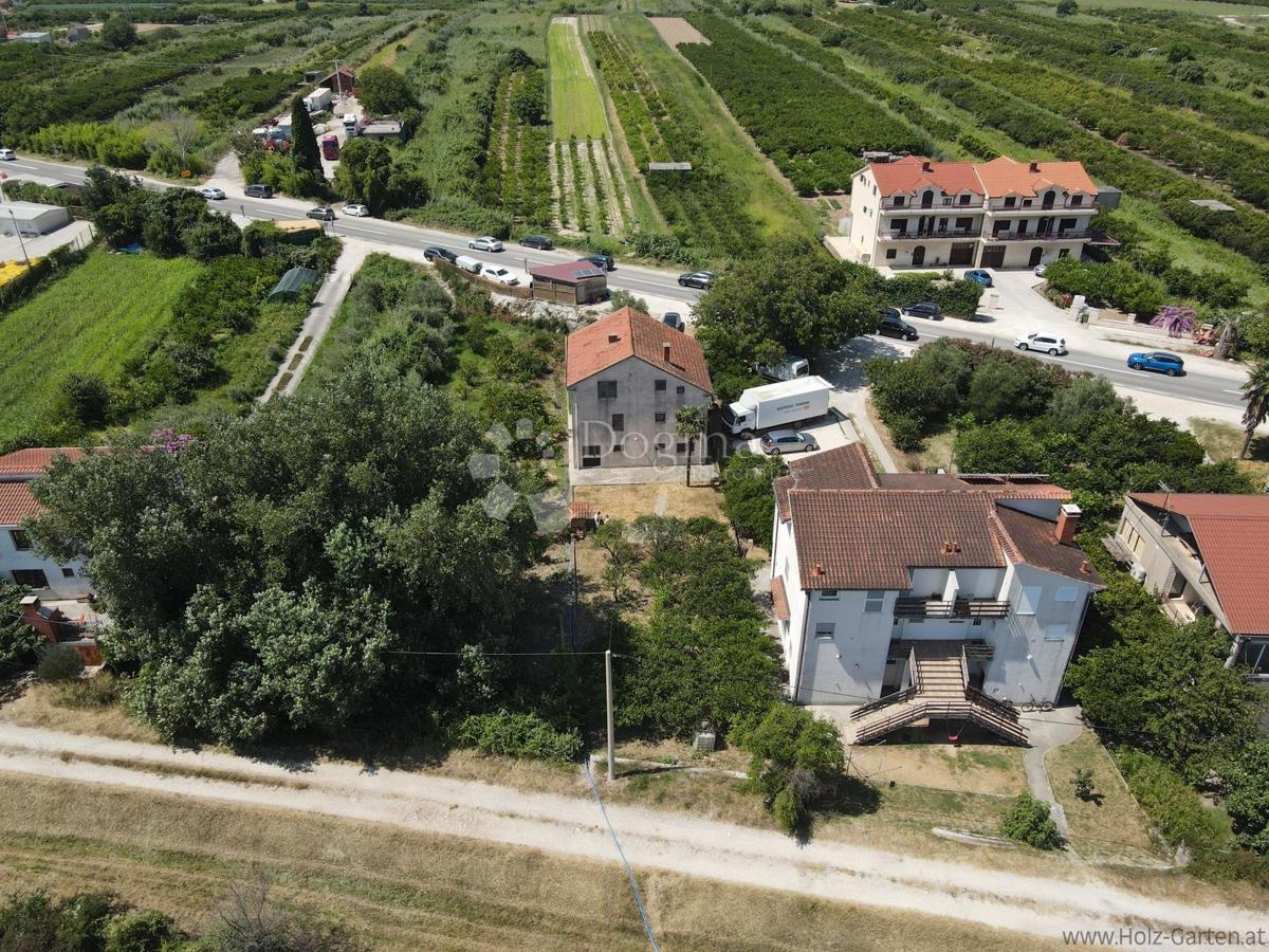 Hiša Komin, Ploče, 98m2