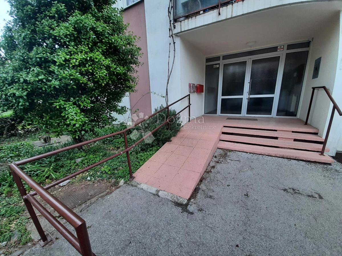 Stanovanje Prečko, Trešnjevka - Jug, 75m2