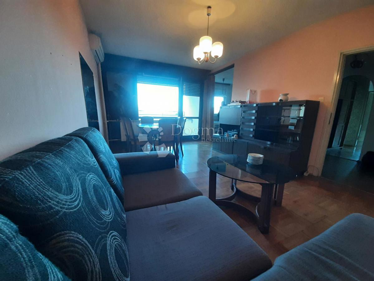 Stanovanje Prečko, Trešnjevka - Jug, 75m2