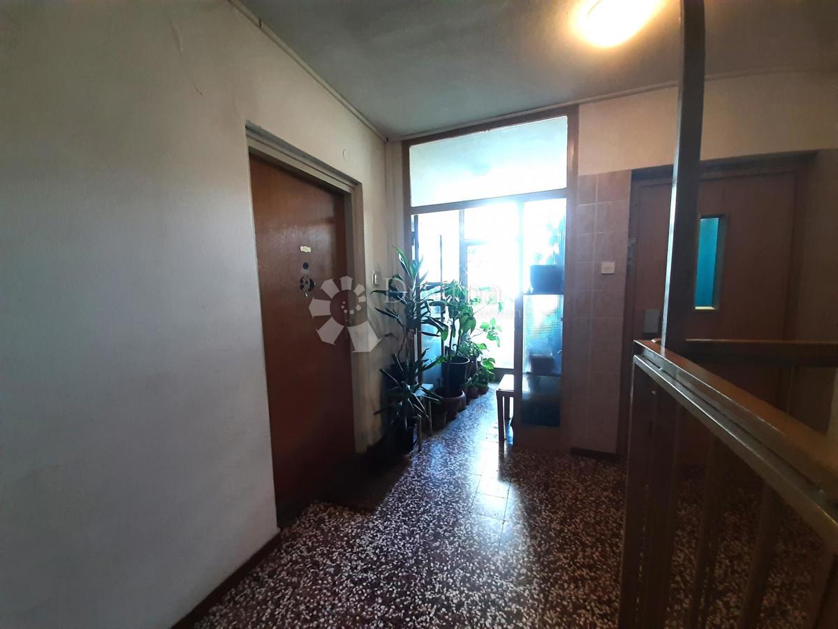 Stanovanje Prečko, Trešnjevka - Jug, 75m2