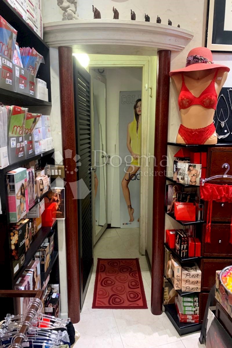 Poslovni prostor Poreč, 18m2