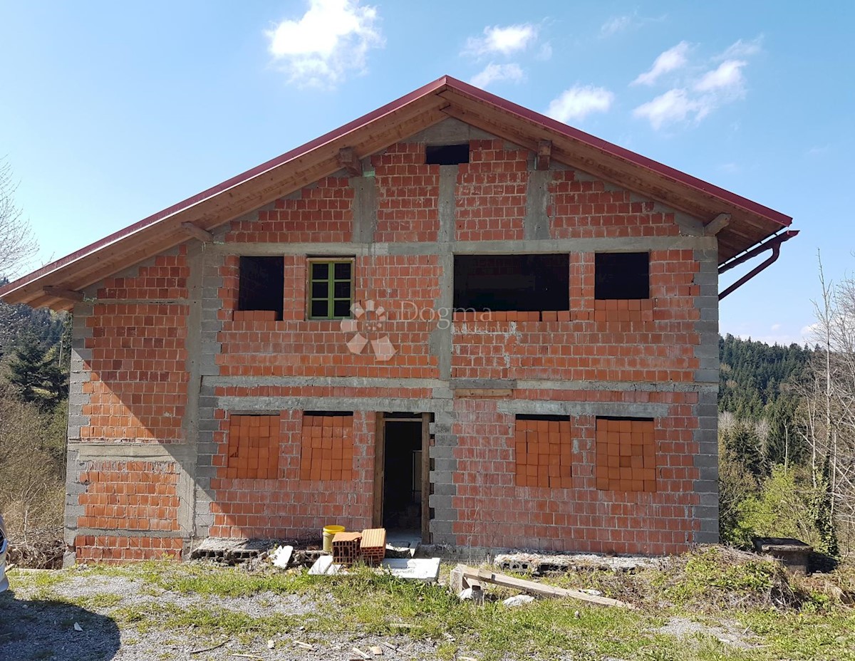 Hiša Presika, Vrbovsko, 200m2