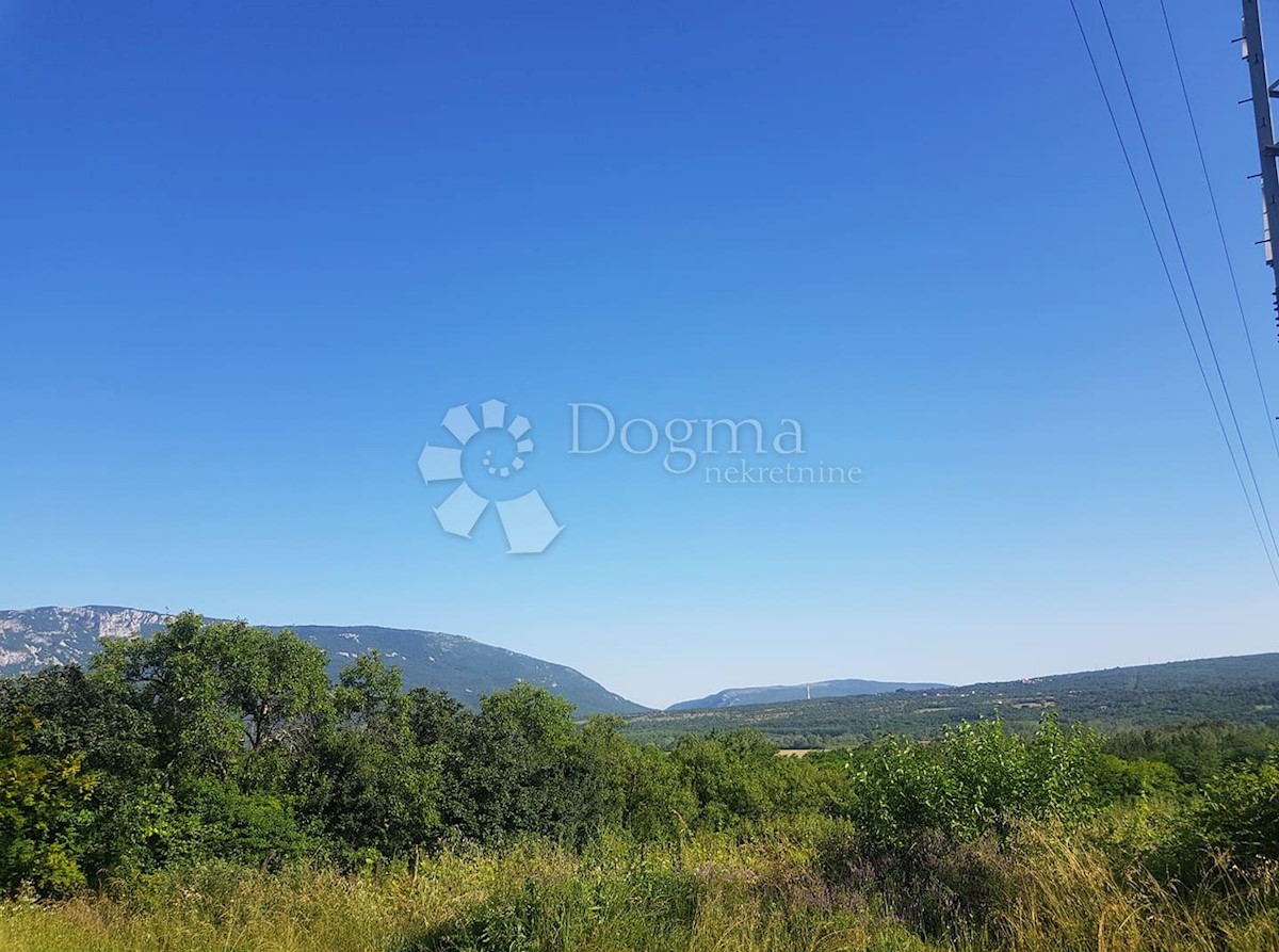 Zazidljivo zemljišče Kršan, 6.486m2