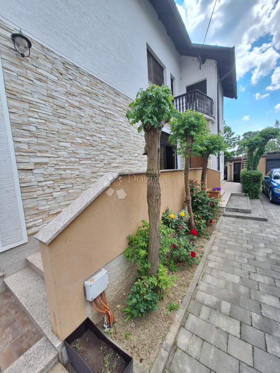 Hiša Harmica, Brdovec, 450m2