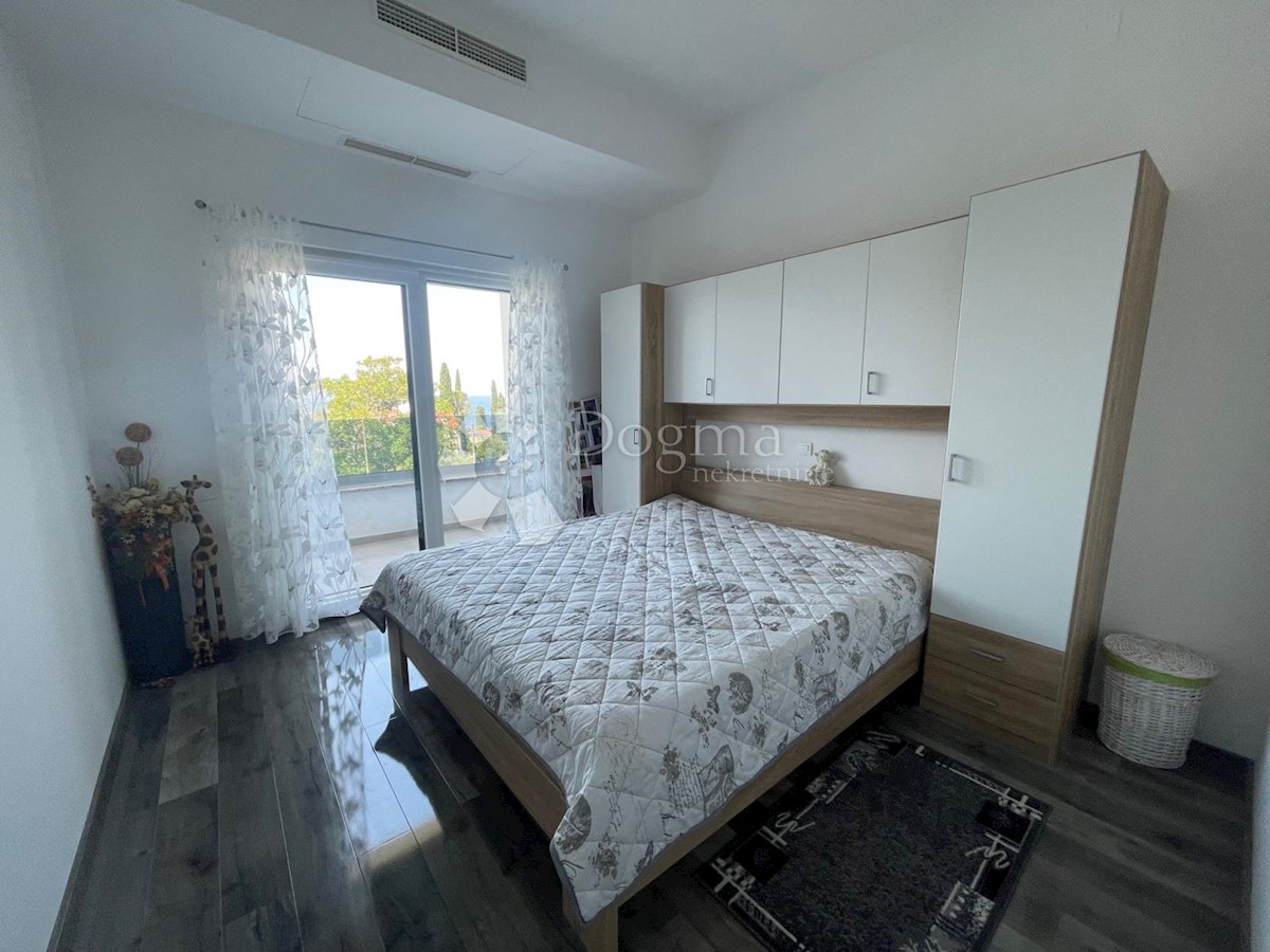 Apartma Malinska, Malinska-Dubašnica, 148m2