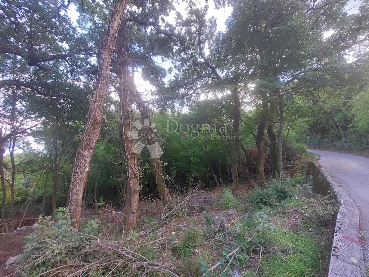 Zemljišče Bregi, Matulji, 1.230m2