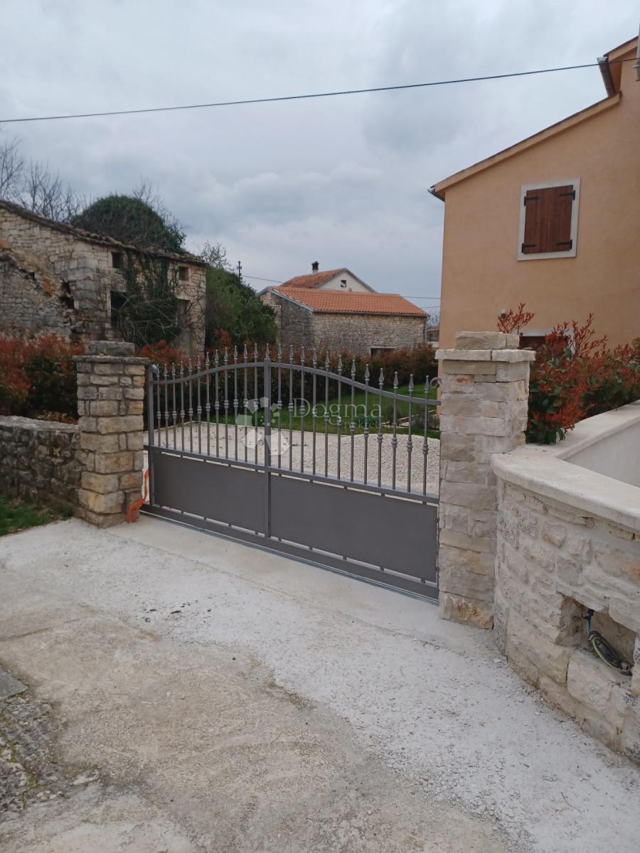 Hiša Svetvinčenat, 164m2