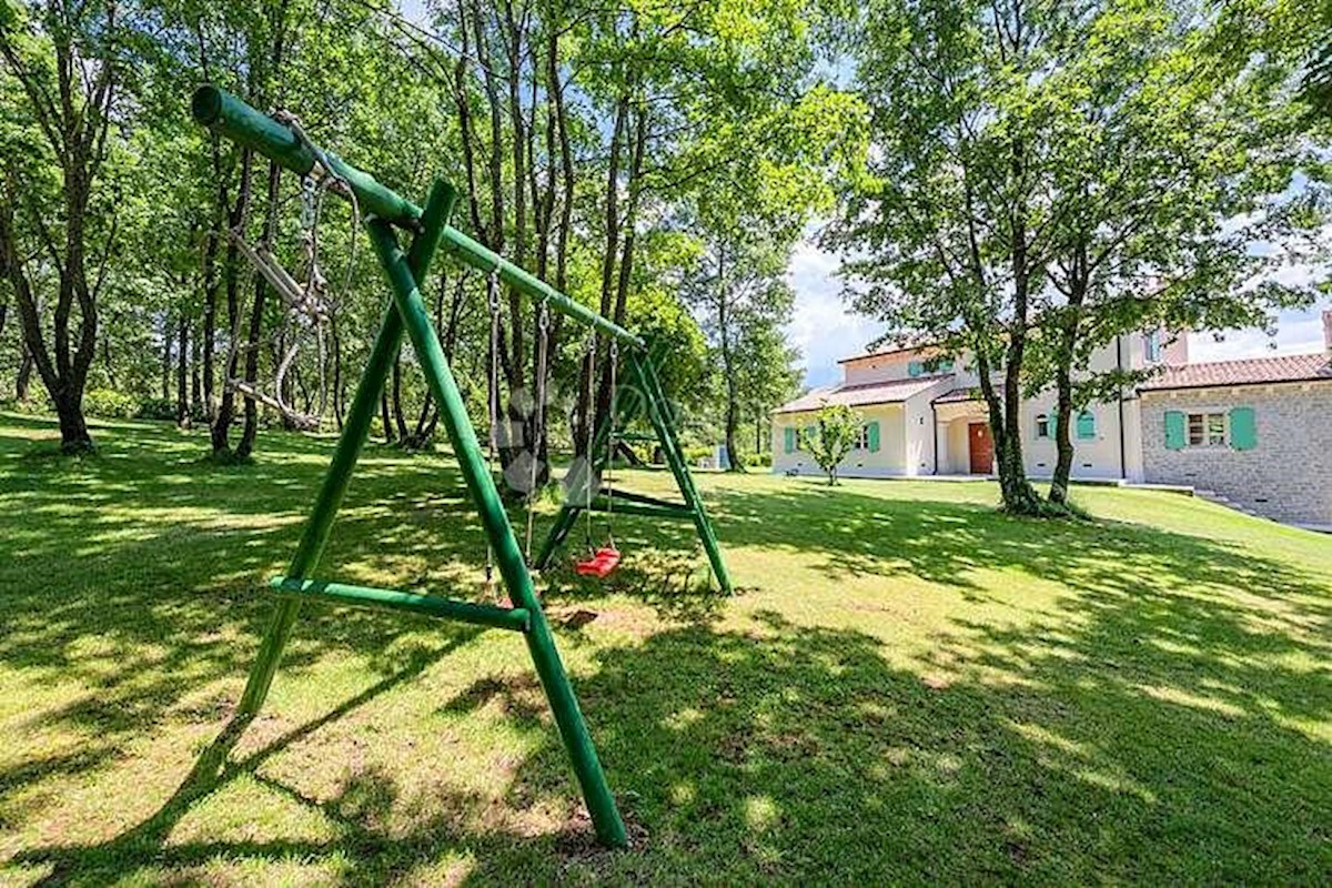 Hiša Bertoši, Pazin - Okolica, 350m2