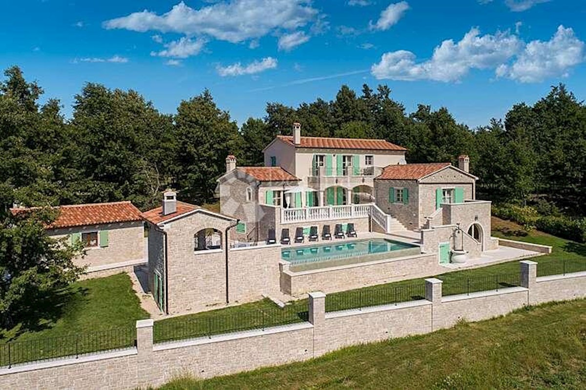 Hiša Bertoši, Pazin - Okolica, 350m2