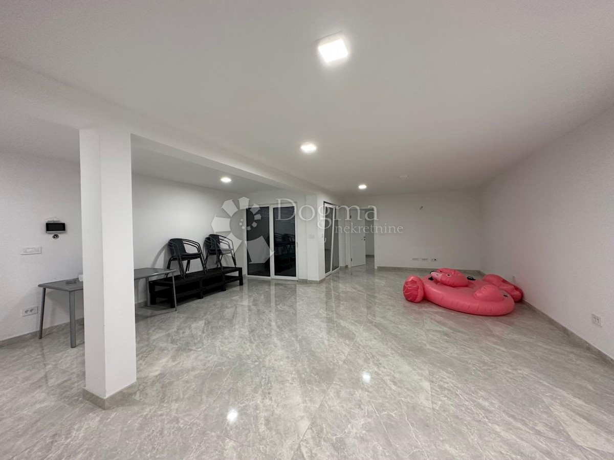 Apartma Crikvenica, 144,18m2