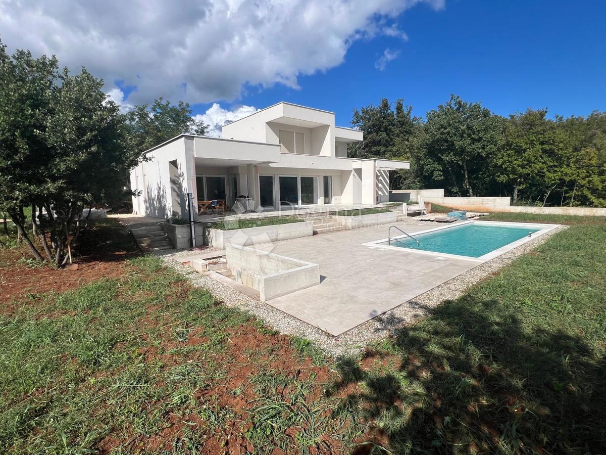 Hiša Presika, Labin, 270,49m2