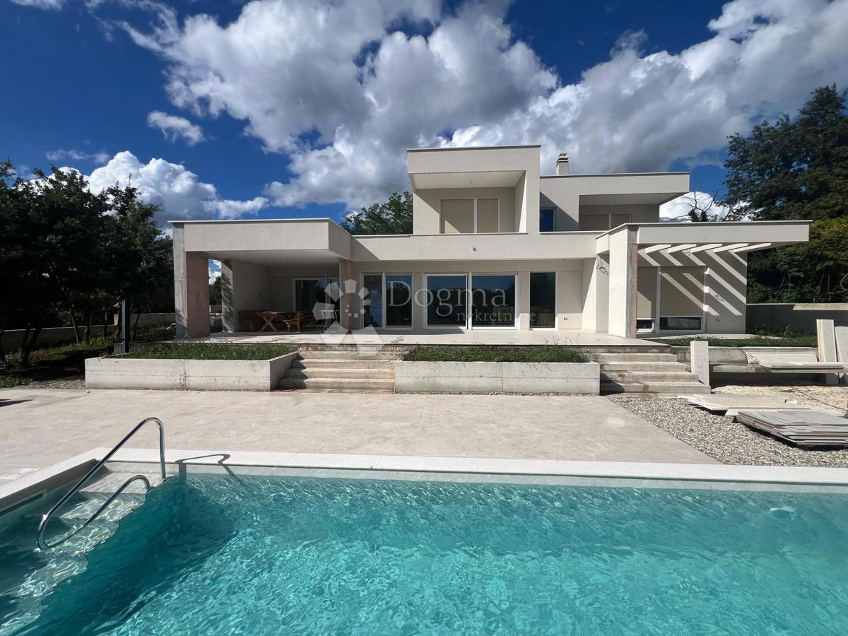 Hiša Presika, Labin, 270,49m2