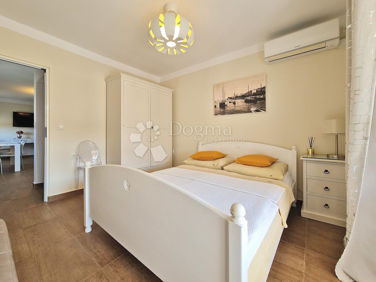 Hiša Malinska, Malinska-Dubašnica, 2.000m2