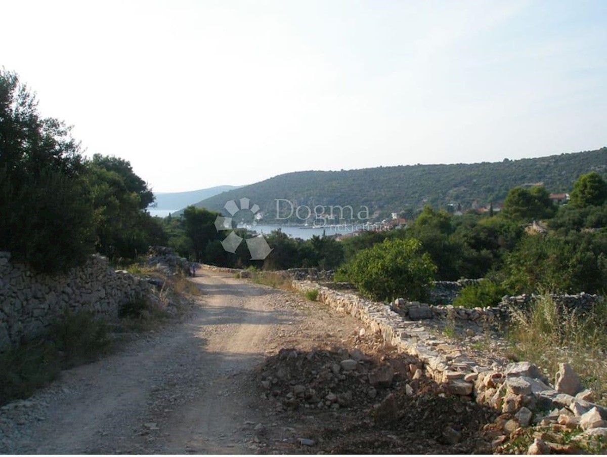 Zemljišče Drvenik Veliki, Trogir - Okolica, 1.057m2