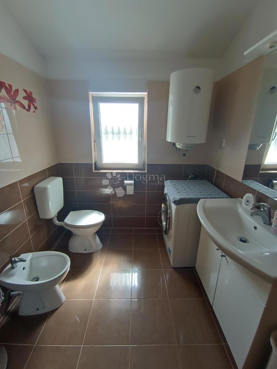 Hiša Štokovci, Svetvinčenat, 200m2