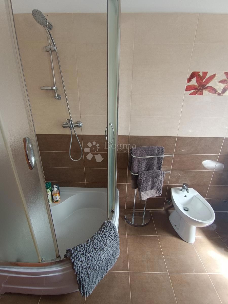 Hiša Štokovci, Svetvinčenat, 200m2