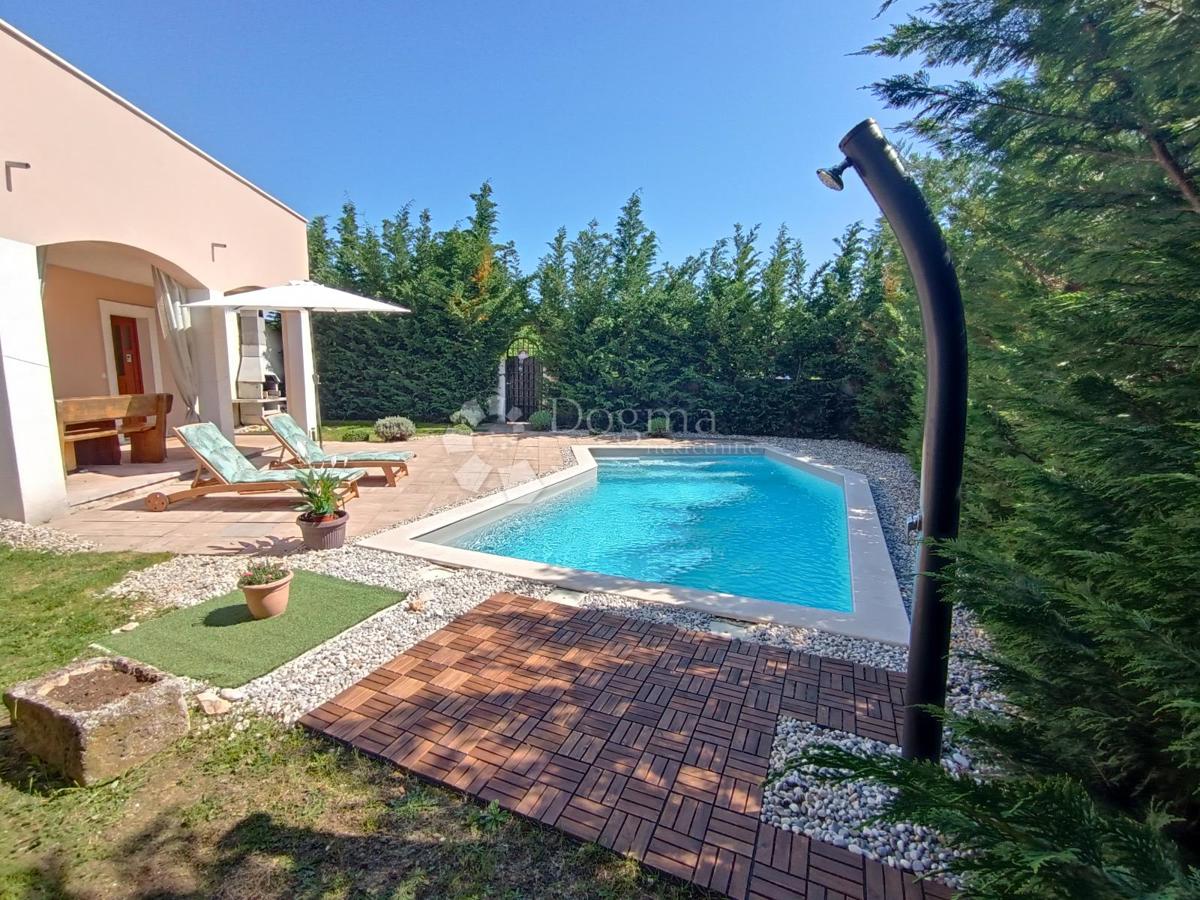 Hiša Štokovci, Svetvinčenat, 200m2