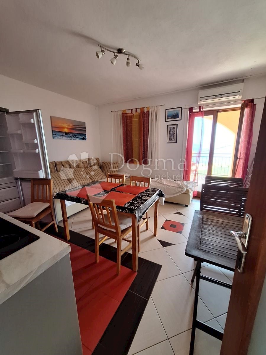 Hiša Klenovica, Novi Vinodolski, da, 220m2