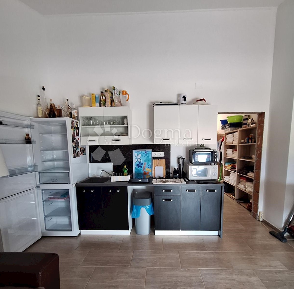 Hiša Klenovica, Novi Vinodolski, da, 220m2