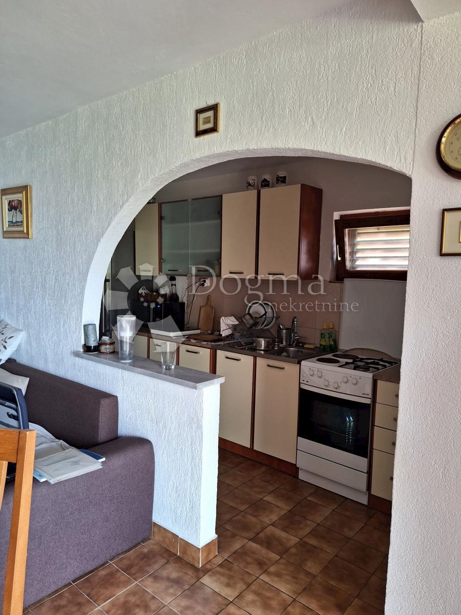 Hiša Klenovica, Novi Vinodolski, da, 220m2