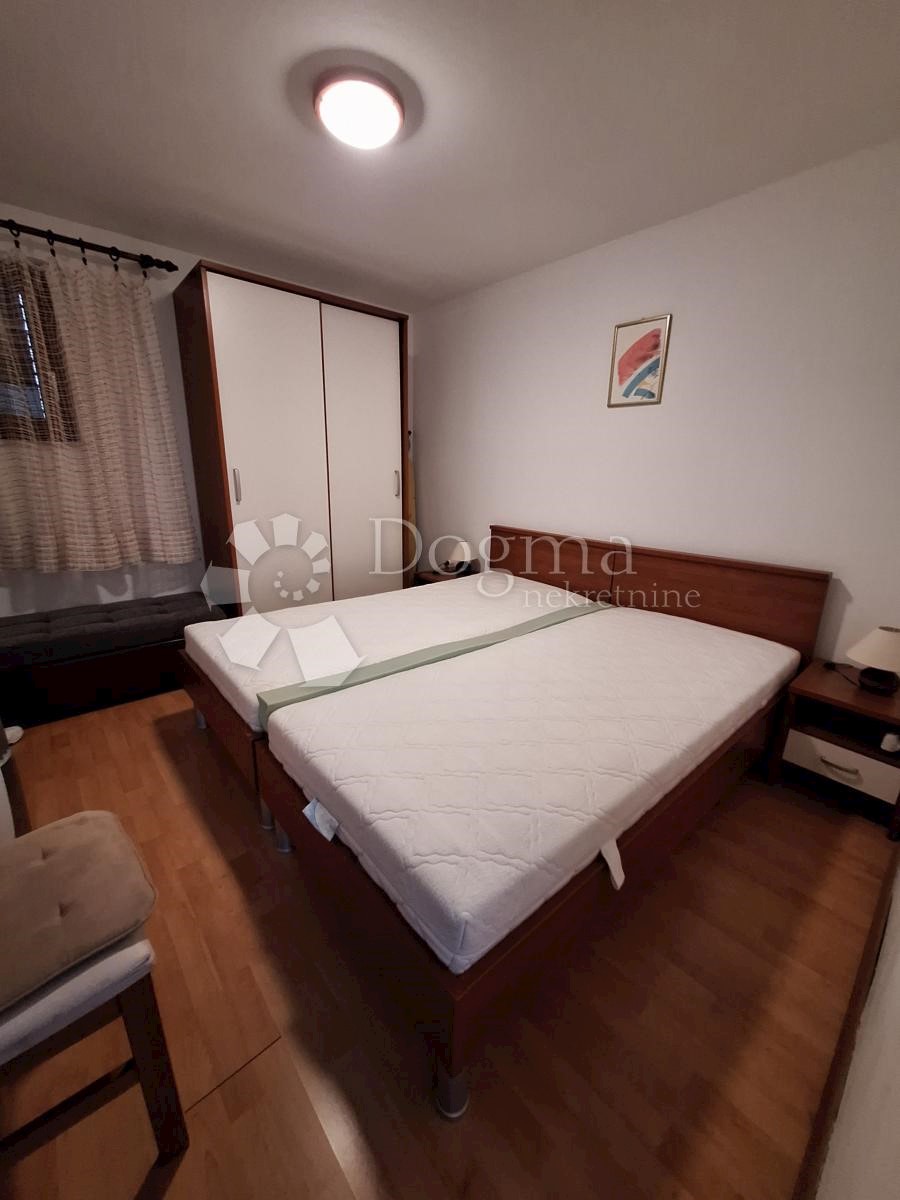 Hiša Klenovica, Novi Vinodolski, da, 220m2