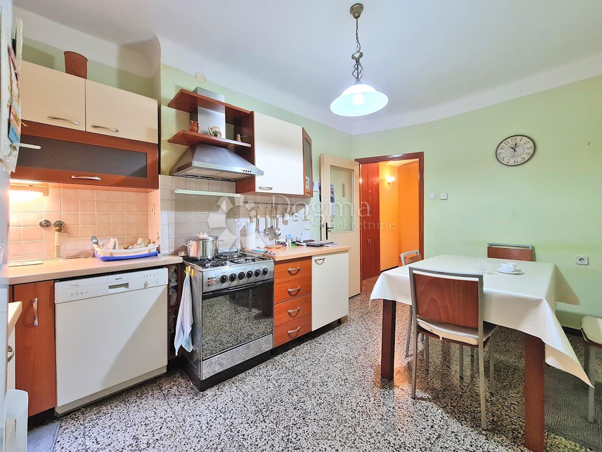 Stanovanje Centar, Rijeka, 110,55m2